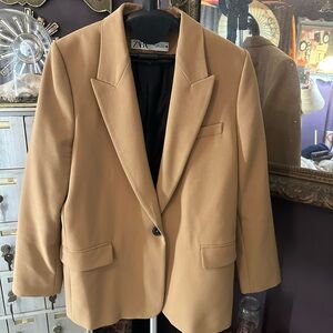Zara Women's Tan Blazer